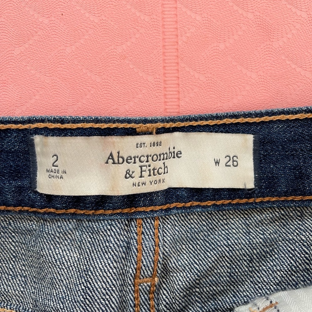 Abercrombie & Fitch Ripped Jeans - Picture 3 of 3